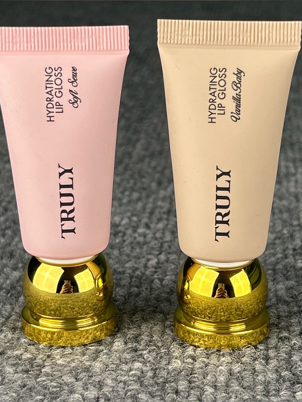 Truly Soft Serve & Vanilla Baby Hydrating Lip Gloss Rosy Pink High Shine NWOB